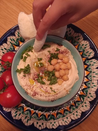 Sharon's Hummus
