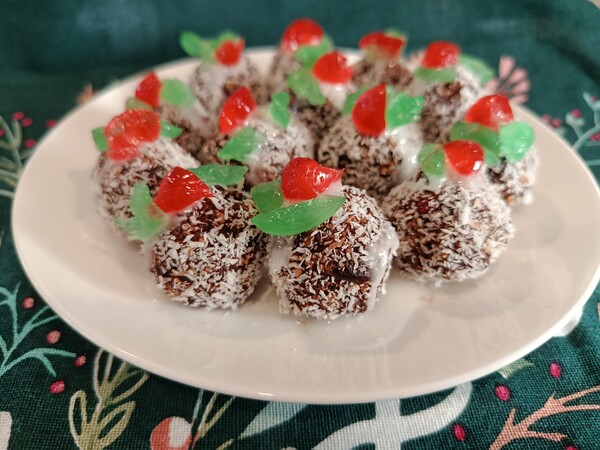 Fruit Cake Bliss Balls