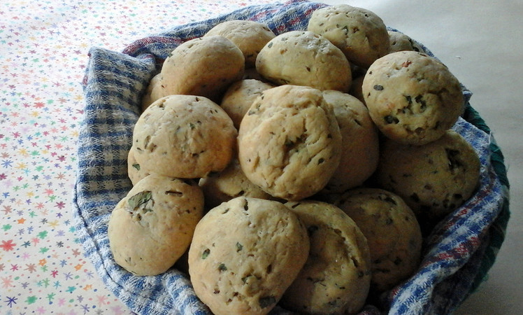 Brazilian - ‘cheese’ puffs – dairy-free Pão de Queijo