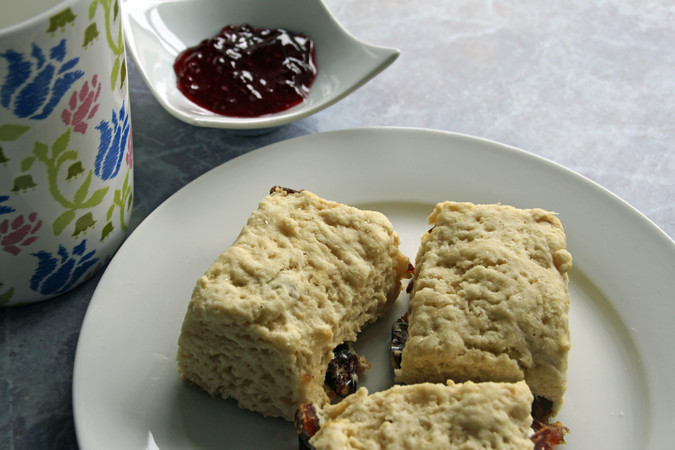 Vegan Date Scones