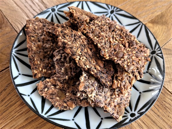 Amazing Seeds Crackers