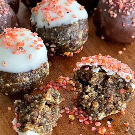 Pretty Little Protein Balls